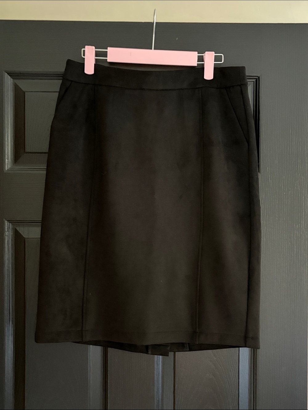 Vero Moda Black Pencil Skirt - Sleek Professional Fit